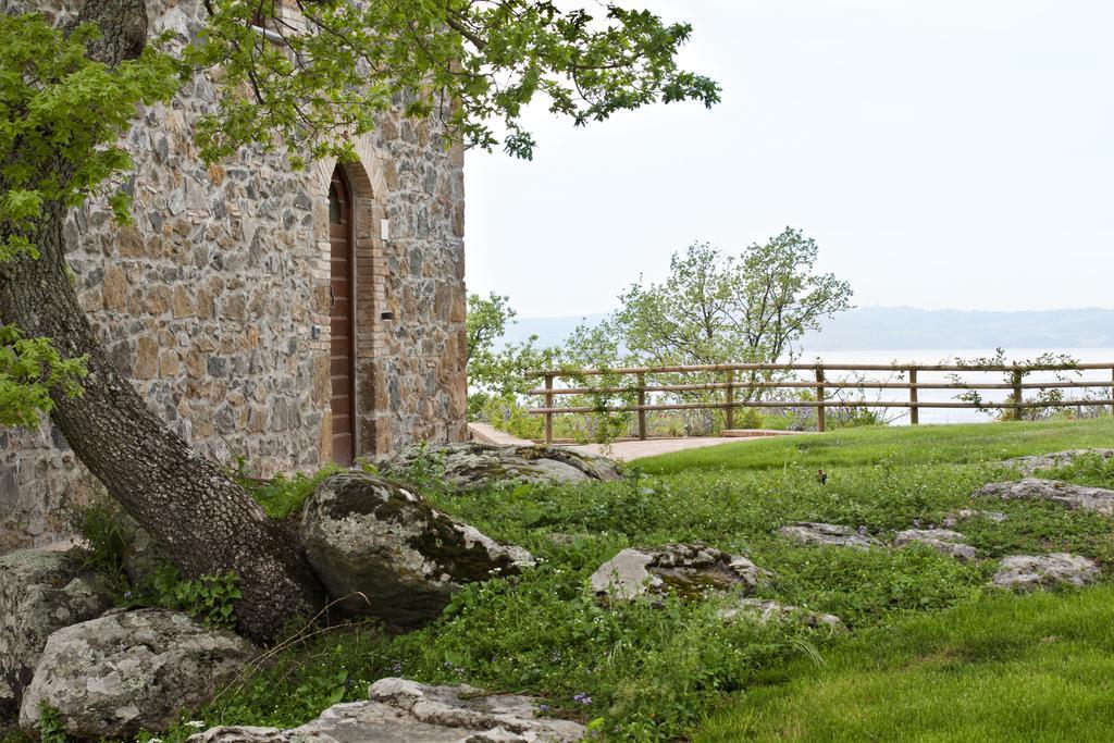 Agriresort Le Porcine Bolsena Bagian luar foto
